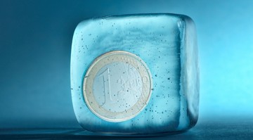 Лайфхак с монеткой: для проверки исправности вашей морозильной камеры